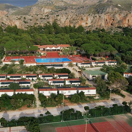 Happy Camp In El Bahira Camping Village 圣维托罗卡波 外观 照片