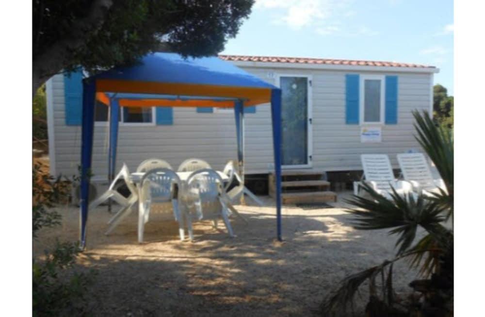 Happy Camp In El Bahira Camping Village 圣维托罗卡波 外观 照片